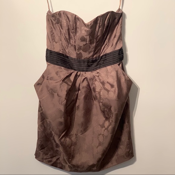 Party dress - Picture 1 of 3